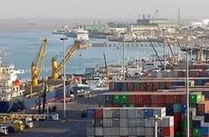 پهلوگیری ۵ کشتی کالای اساسی در بندر شهید رجایی تا پایان شهریور
