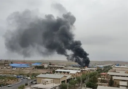 کنترل حریق در کارخانه فولاد آریا اردستان
