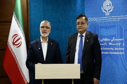 پورجمشیدیان: امنیت پایه گسترش تعاملات اقتصادی در منطقه اکو است