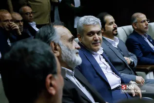 مراسم رونمایی از روبات «سورنا ۴»