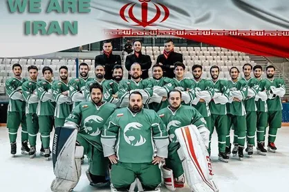 تیم ملی هاکی روی یخ عازم مسابقات جهانی شد