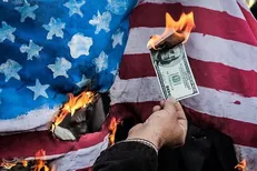 ائتلاف جهانی برای دلارزدایی از چین و روسیه تا هند و برزیل