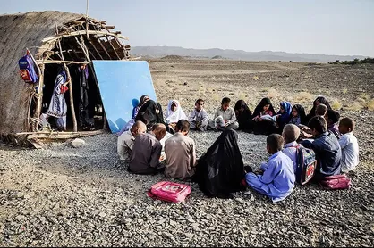 دانشجویان دانشگاه پزشکی زاهدان به آگاه سازی مردم در خصوص مبارزه با کرونا می&zwnj;پردازند