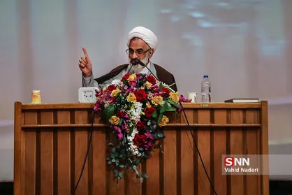انتخاب دولت تحول خواه و انقلابی راه حل مشکلات امروز کشور است