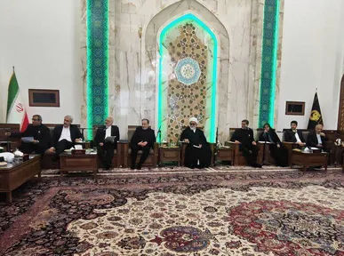 تصویب ۹ طرح تسهیل سفر زائران خارجی به مشهد در کارگروه امام رضا به ریاست عراقچی
