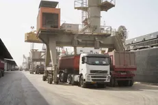 هر هفته یک کشتی گندم وارد بندر امام (ره) می‌شود