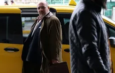 «گاندو» باعث می‎شود حواس مسئولان به کار و اقوام و اطرافیانشان باشد /  سریال نشان داد اقتدار نظام منحصر به توان موشکی نیست