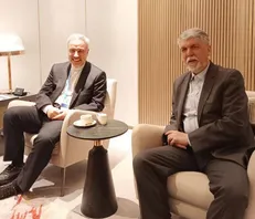 وزیر فرهنگ و ارشاد اسلامی وارد هنگ‌کنگ شد