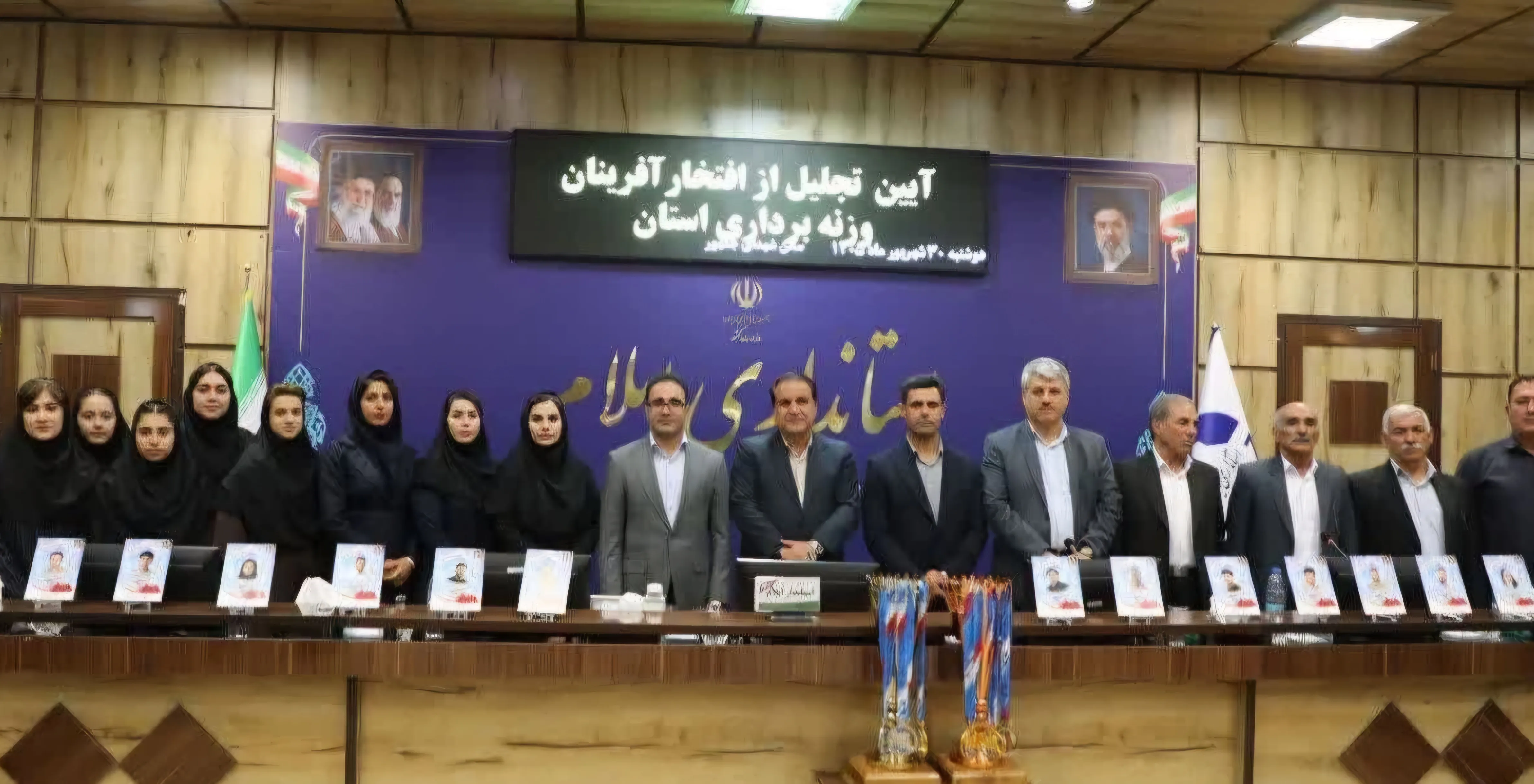وزنه‌برداری ایلام برای نخستین‌بار قهرمان تیمی جوانان کشور شد / اختصاص ۲۰ میلیارد ریال برای تجهیز هیئت