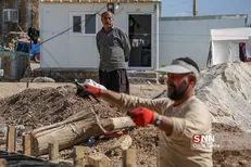نسل سوم انقلاب؛ همچنان در کنار مردم/ دانشجویان جهادگر کرمانشاهی از هیچ کمکی به زلزله‌زدگان دریغ نمی‌کنند