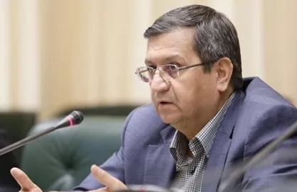 همتی: با ارز ۴۲۰۰ تومانی نباید مرغ ۳۰ هزار تومان نباشد