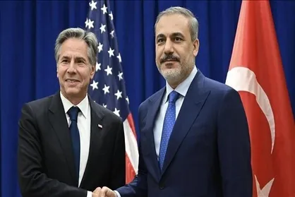 فیدان در گفتگو با بلینکن: همه بازیگران منطقه باید نقش سازنده&zwnj;ای در بحران سوریه ایفا کنند