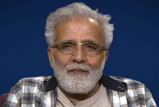 بهروز افخمی: کتاب «روح‌الله» مرجعی برای ساخت فیلم و سریال از امام است