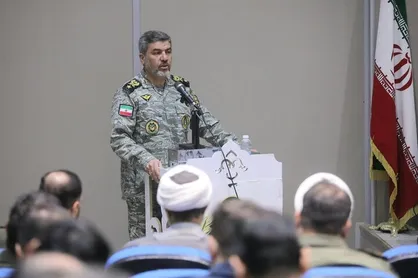 تولید علم و دانش، موجب تولید و افزایش قدرت می&zwnj;شود