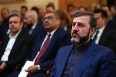 غریب آبادی عازم ژنو شد