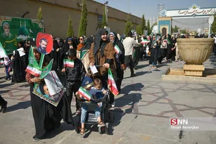 راهپیمایی بانوان فاطمی در شیراز