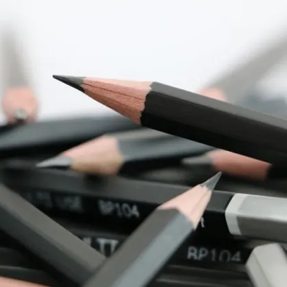 واردات ۷۲۴ تُن مداد تنها در ۴ ماه