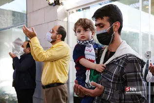 اقامه نماز عید فطر در مسجد دانشگاه تهران