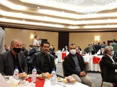 حضور نبی و رییس فراکسیون ورزش مجلس در نشست پیشکسوتان پرسپولیس با قربان زاده