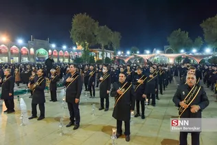 مراسم شام غریبان و لاله‌گردانی شهادت حضرت اباعبدالله الحسین(ع) و شهدای کربلا، شامگاه ۱۷ مرداد ماه ۱۴۰۱ با حضور آیت الله ابراهیم کلانتری تولیت آستان مقدس حضرت شاهچراغ(ع)، خادمین، زائرین و مجاورین بارگاه ملکوتی حرم مطهر حضرت شاهچراغ(ع) شیراز برگزار شد.