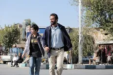 دعوت از فرهادی برای تماشای فیلم سینمایی «قهرمان بزدل» در سینما‌های رژیم کودک کش