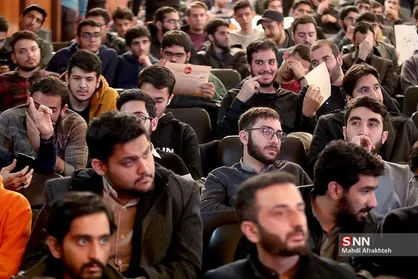 تشکل&zwnj;های دانشجویی را نکوبید؛ هنوز اول راه هستند