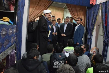 آزادی مشروط تعدادی از زندانیان ندامتگاه تهران بزرگ