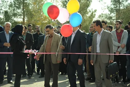 بخش نمایشگاهی ششمین جشنواره حرکت در دانشگاه سمنان آغاز به کار کرد+ تصاویر
