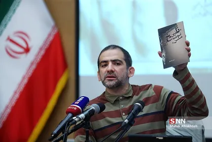 شهبازی: حاج حیدر مقابل الهیات محافظه&lrm;&zwnj;کاری و حفظ وضع موجود ایستاد