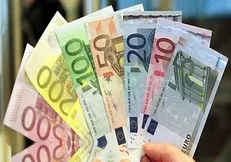 کاهش نرخ ۲۲ ارز بین بانکی+ جدول