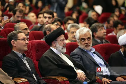 شاهد هم&zwnj;افزایی سازنده&zwnj;تر جامعه دانشگاهیان و آستان قدس هستیم