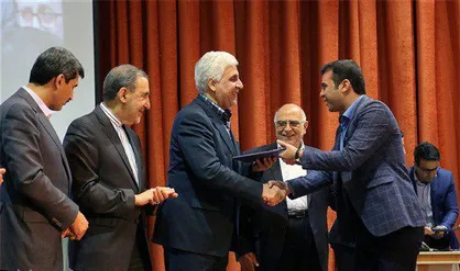 ۳۱ دانشجوی المپیاد پزشکی دانشگاه آزاد تقدیر شدند