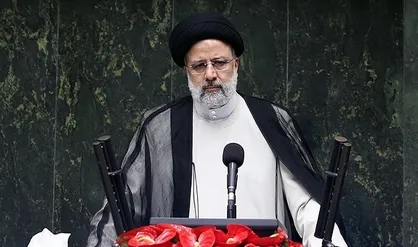حضور رئیس جمهور در مجلس برای ارائه لایحه بودجه سال آینده