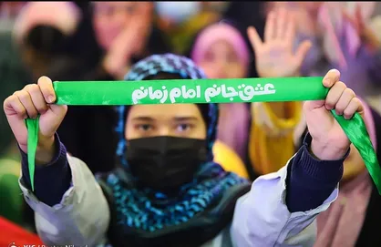 به عشق مهدی (عج) در مصلای تهران / 
بیعت با شکوه با امام زمان (عج) + فیلم