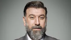 پزشک بیمارستان فرهیختگان: امیدوارم خداوند انصاریان را به مادرش ببخشد