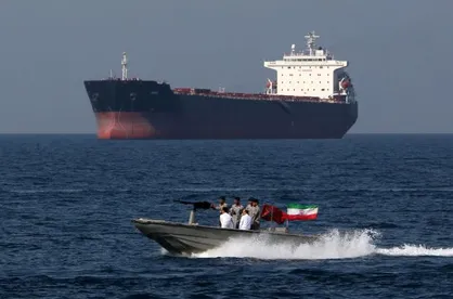توقیف نفتکش انگلیسی در آب&zwnj;های خلیج فارس هیمنه پوشالی قدرت غرب را دوباره درهم شکست