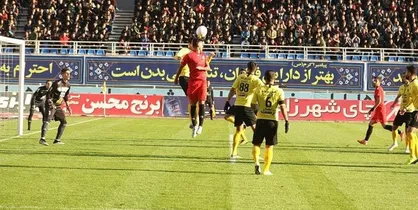 تقسیم امتیازات به سود سپاهان با اشتباهات داوری