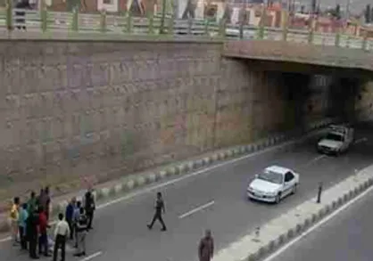 خودکشی دختر ۲۲ ساله در خیابان آزادی