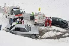 امدادرسانی به ۵۱۱ نفر مانده در برف