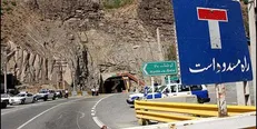 محور هراز همچنان مسدود است/ ترافیک سنگین در آزاد راه کرج- تهران
