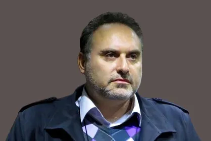 امشب دلم انبار باروت است/ آتش&zwnj;فشان داغ &lrm;بيروت است