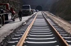 پیشرفت ۵۸ درصدی راه‌آهن دورود - خرم‌آباد - بروجرد/ احداث طویل‌ترین تونل ریلی خاورمیانه در لرستان