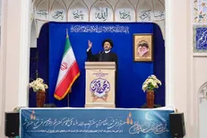 امام جمعه اردبیل: با ادامه سلطنت پهلوی کسی برای ما رئیس می‌شد که ناموسش در آغوش شخص آمریکایی است