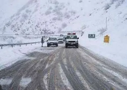 بارش برف و باران در استان&zwnj;های تهران، مازندران و کرمانشاه/ ترافیک سنگین در آزادراه کرج-تهران