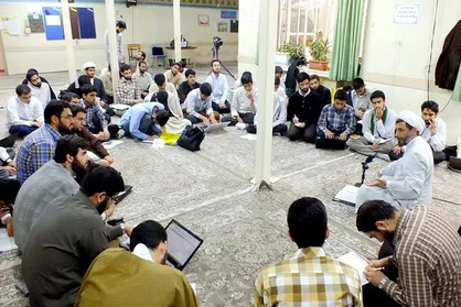 دوره آموزشی خط امام در اردوگاه شهید رجایی کرج برگزار می&zwnj;شود