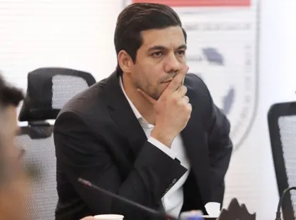 دبیرکل فدراسیون فوتبال بدنبال مطالبات فدراسیون در زوریخ