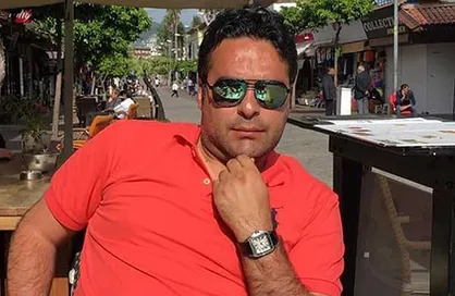 یادگار ناصر حجازی در تیم سابق پدر