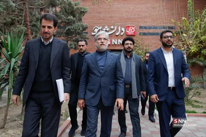 وزیر علوم تحقیقات و فناوری از خبرگزاری دانشجو بازدید کرد
