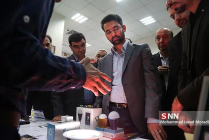 بازدید وزیر ارتباطات از برج فناوری و نوآوری دانشگاه صنعتی امیرکبیر