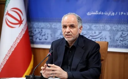 وزیر دادگستری: اسناد عادی دیگر اعتبار قانونی ندارند